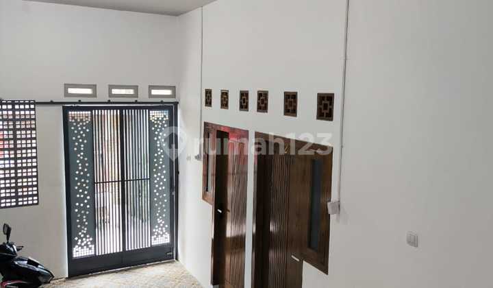 Jual Kost Area Kampus Uns Solo 1.7 Milyar