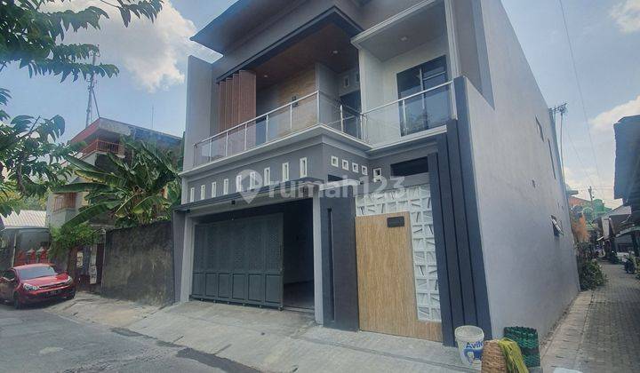 Dijual Rumah Baru 2 Lantai Dkt Hotel Alila Solo 1,850m  1