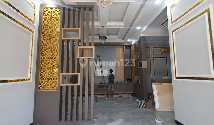 Dijual Rumah 2lantai Dekat Rs Dr Oen Solo Baru 1,7m 2