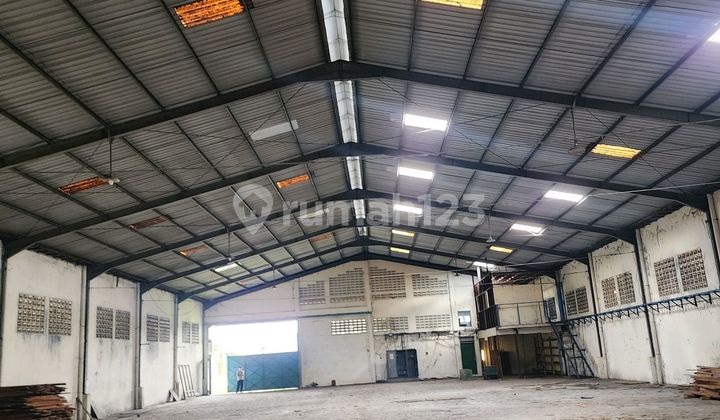 Dijuak Cepat Gudang Pgr Jln Nasional Kartosuro Sukoharjo Solo 2000mtr