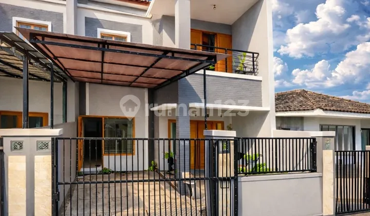 House near Slamet Riyadi Road, Central City Solo 1.4 Billion.