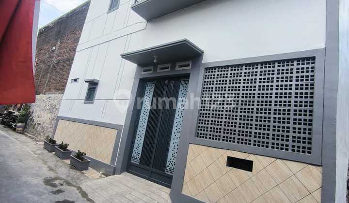 Jual Kost Area Kampus Uns Solo 1.7 Milyar