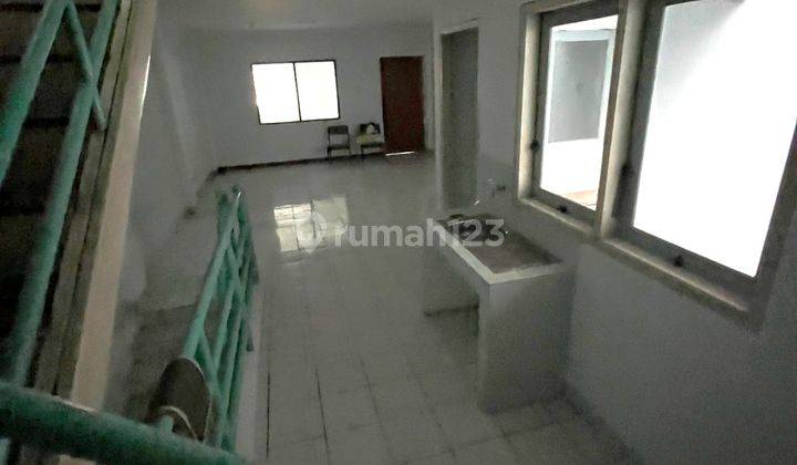 RUKO 2,5 LANTAI, KOMPLEK RUKO TERLETAK DI JALAN UTAMA BSD 2