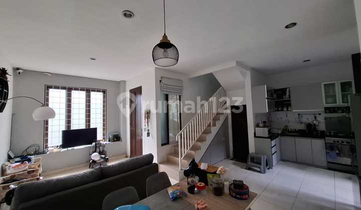 ALSTORIA TOWN HOUSE DIJUAL  2