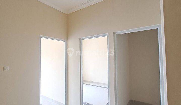 Rumah 2 Lantai Baru Unfurnished di Jalan Raya Boulevard Gdc, Depok 2