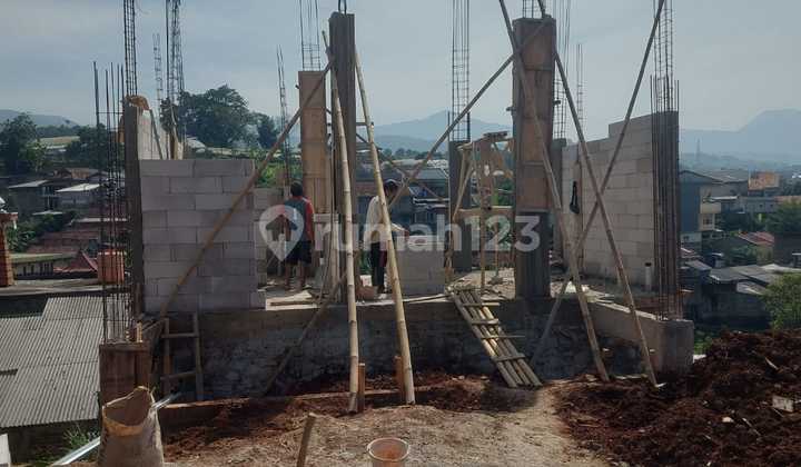 Villa Dengan Lokasi Premium Dago