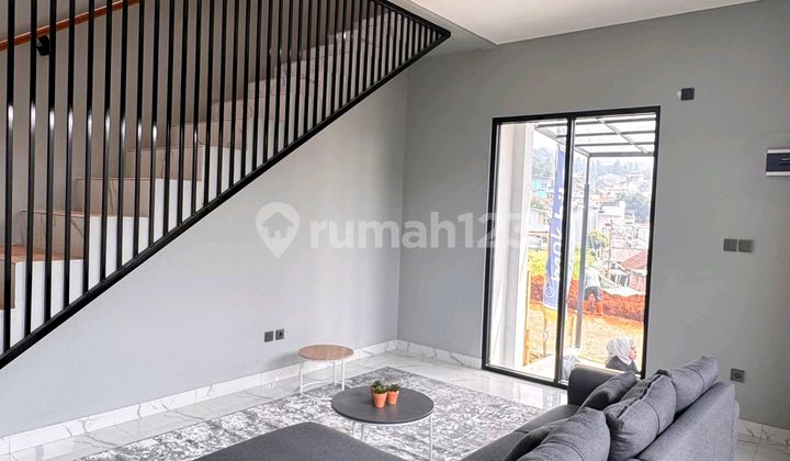 Luxury Residential Villa in Bandung Near a Prestigious University 2