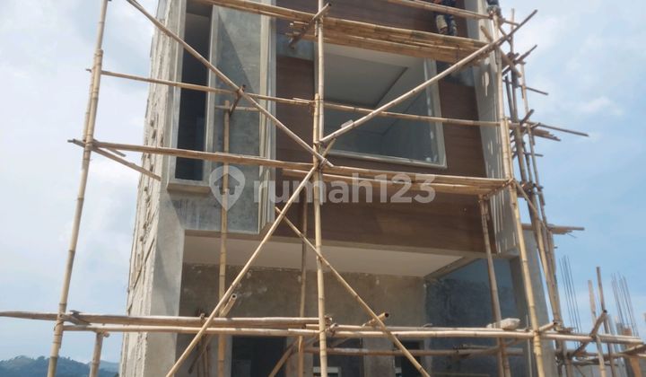 New Minimalist Villa in Cikutra Within ITB Complex 3 Floors 3 Bedrooms Spectacular View Very Cheap SHM New Minimalist Villa in Cikutra Within ITB Complex 3 Floors 3 Bedrooms Spectacular View Very Cheap SHM