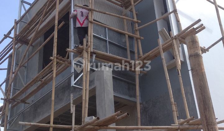 Promo Awal Project Cluster Student House S Pool Elite 3 Lantai View Indah 1m An Murah Kt 10 Km 10 Shm