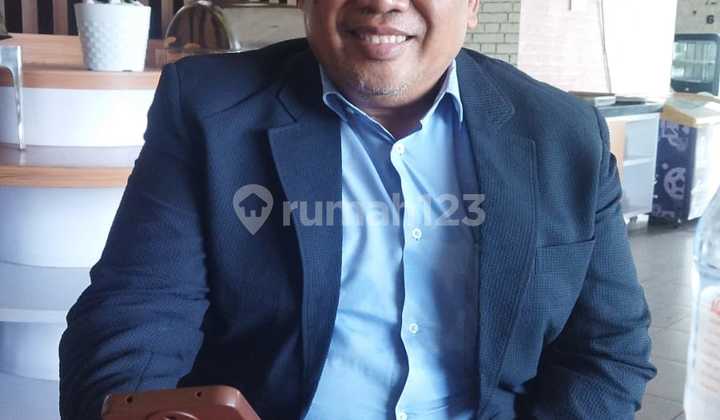 Villa 3 Lantai di Kawasan Sejuk di Bandung Itara