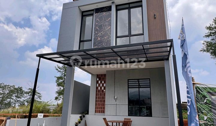 Villa Hunian Bandung View Menawan Setiap Hari Bisa Healing Di Balkon Pribadi