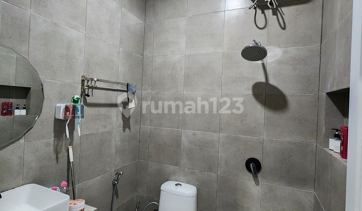 Dijual Rumah Bagus, Lingkungan Asri, Siap Huni, Di Kencana Loka Bsd 2