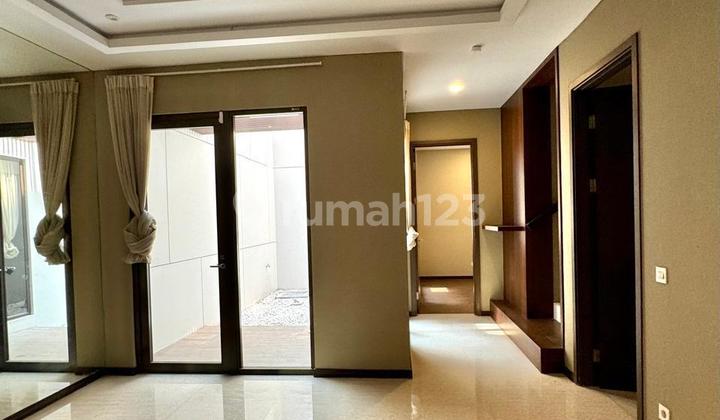 Di Jual Rumah Mewah Semi Furnish Di Cluster Zora Bsd 2