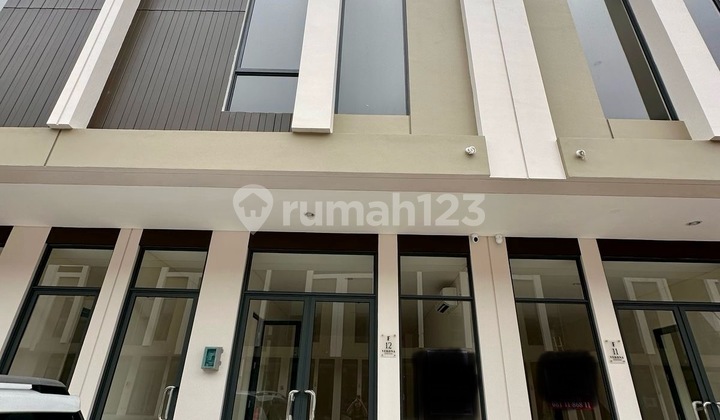 For Sale 2-Story Shophouse at Verona Junction