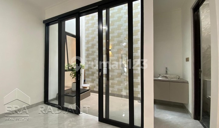 ******** | Rumah Baru di Graha Bintaro Siap Huni 2