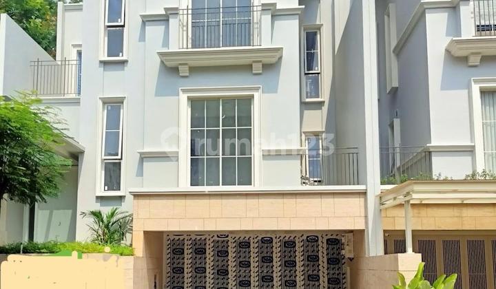 ******** | Disewakan Rumah Siap Huni di South Grove, Lebak Bulus