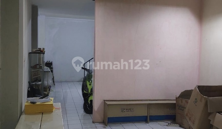 Ruko Strategis 3Lantai Cocok Buat Usaha Lokasi Rame di Jelambar Grogol Jakarta Barat Ruko Strategis 3Lantai Cocok Buat Usaha Lokasi Rame di Jelambar Grogol Jakarta Barat
