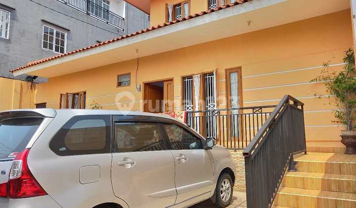 2-Story House in Cijeruk, Bogor, Strategic Location by the Road with Views of Mount Salak and Sentul.