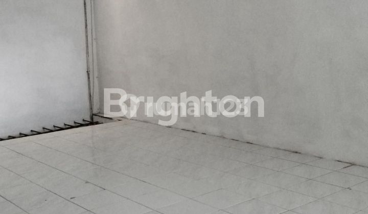 RUMAH SIAP HUNI DI TELUK GONG JAKARTA UTARA  2