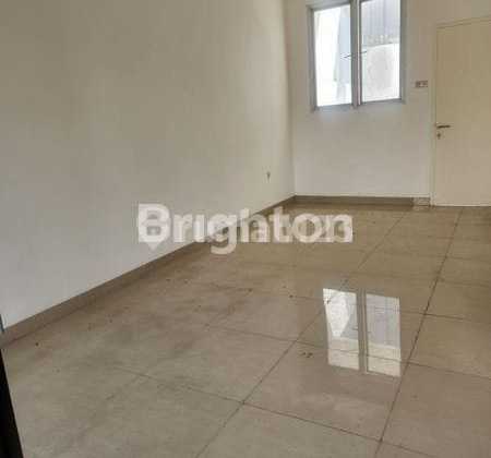 Modern Living Ready-to-Occupy House in Royal Living Sepatan Tangerang 2