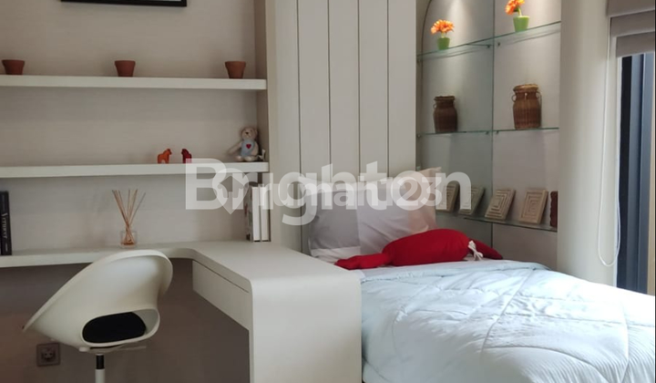 ARIA 3-STORY HOUSE IN PURI NEAR GREEN LAKE WEST JAKARTA 2