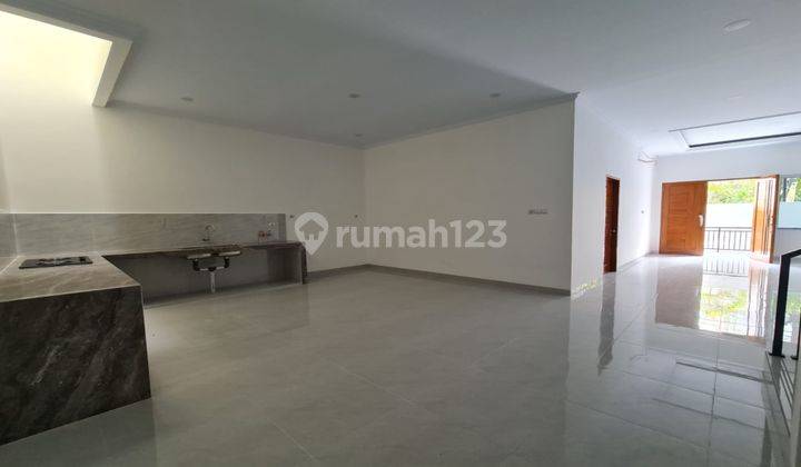 Dijual Cepat Brand New Rumah Muara Karang  2