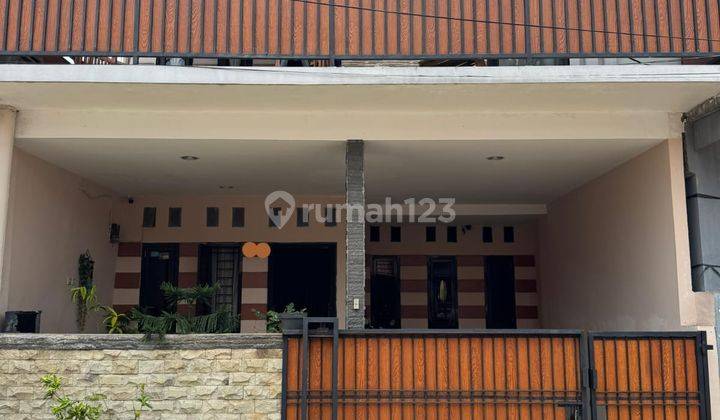 Rumah Semi Furnished Bagus SHM - Sertifikat Hak Milik di Ciputat 2