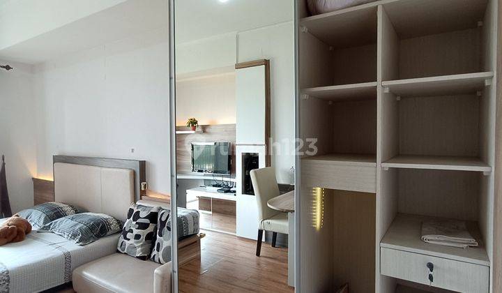 Jual Rugi! Apartemen Full Furnished Lux Tinggal Bawa Koper di Oasis Apartement Lippo Cikarang
 2