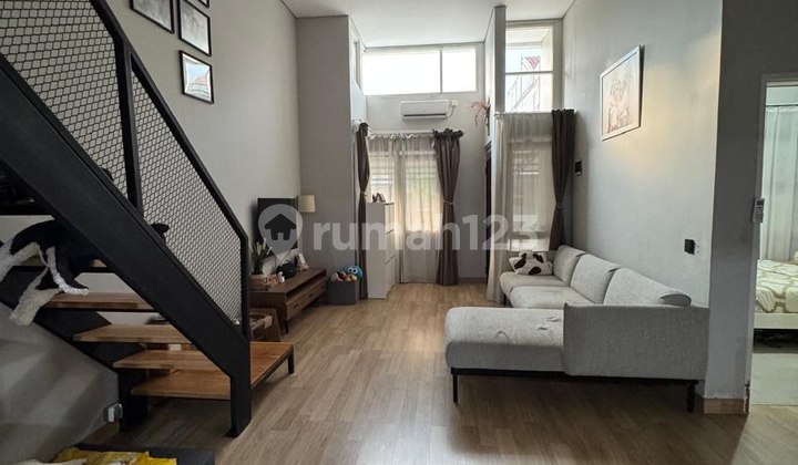 Rumah Bagus Semi Furnish Dengan Mezzanine Di Tatar Favorit Mayang Sunda - Kota Baru Parahyangan 2