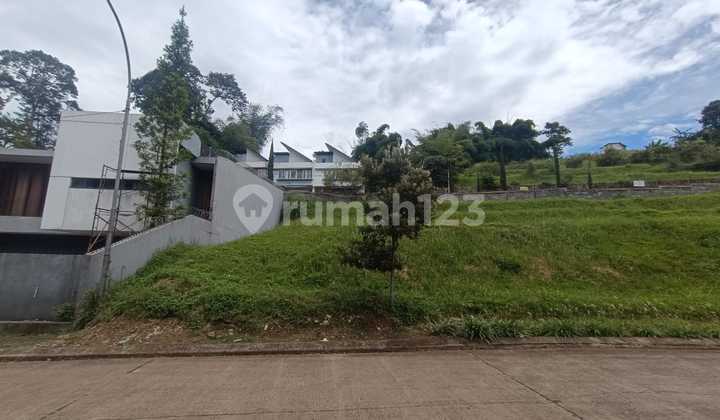 Rare Find! East-Facing Plot in Setraduta Garden at a Reasonable Price and Still Negotiable. Rare Find! East-Facing Plot in Setraduta Garden at a Reasonable Price and Still Negotiable.