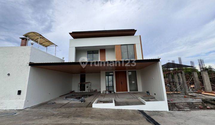 Private Villa Mewah Area Umalas - Cluster Exclusive One Gate System Dengan Row Jalan Lebar 10 Meter 2