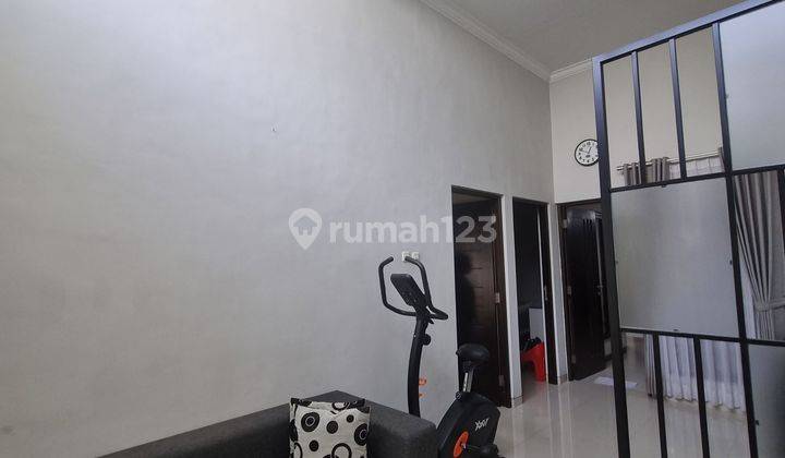 Rumah Cantik Villa Puncak Tidar, Semi Furnish, Siap Huni 2