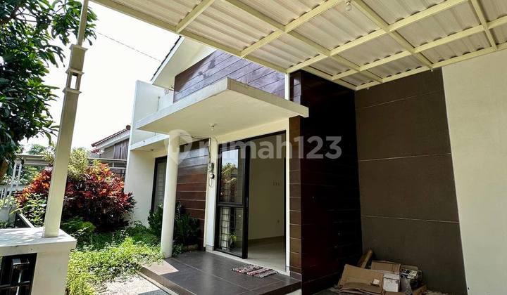 House for Sale, Cheap, Ready to Occupied, Well-Maintained, Large Land, Greenland, Tidar, Malang 2