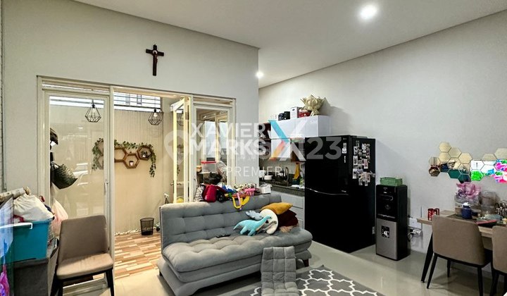 Harga Miring, Siap Huni, Kamar Tidur 3, Dieng, Austinville, Ub2 2