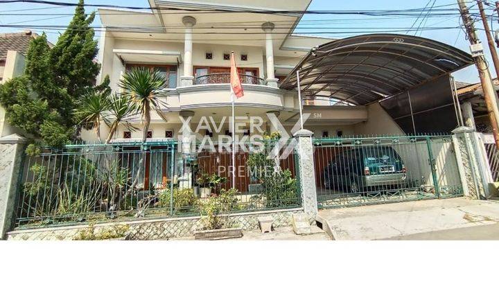 Dijual Rumah Mewah 2 Lantai Terawat Siap Huni, Dekat Suhat 1