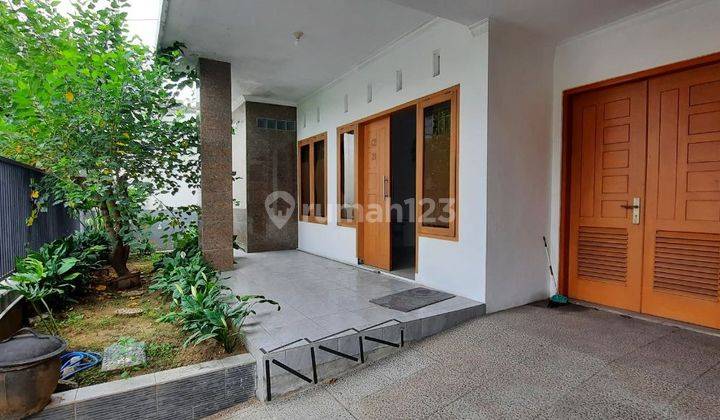 Dijual Rumah Terawat Siap Huni di Araya, Lokasi Elit Malang 2