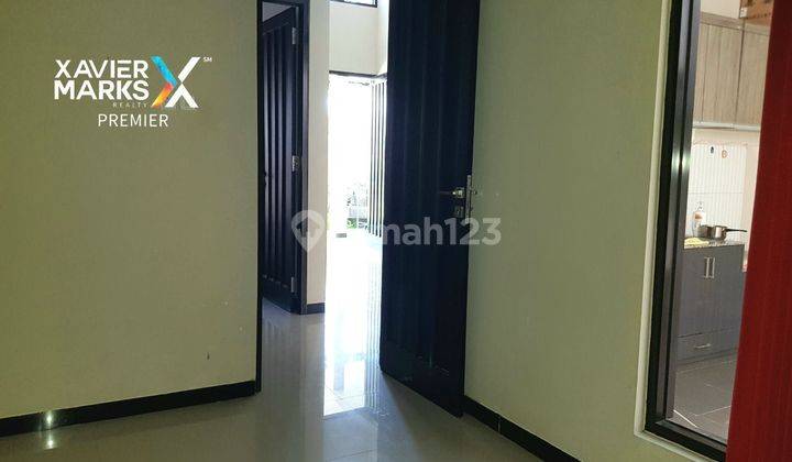 ruang tamu dijual rumah siap huni di