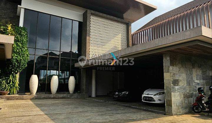 Rumah Tropis Modern di Villa Puncak Tidar Malang 2