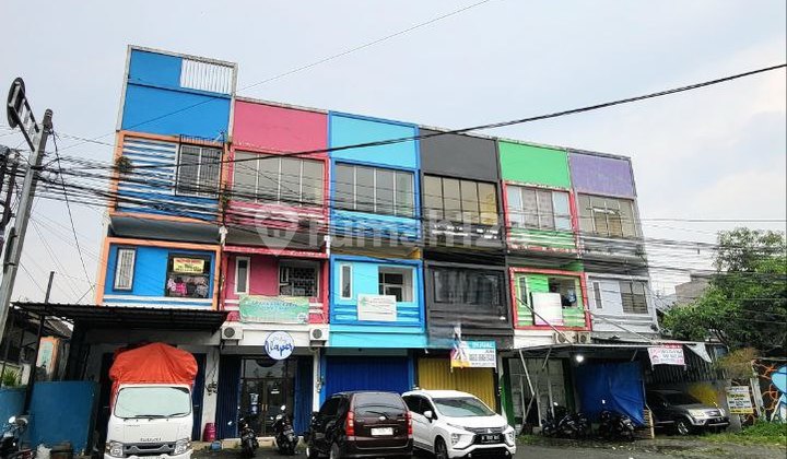 For Rent Strategic Shop House in the City Center, Busy Area, Sulfat, Malang 1