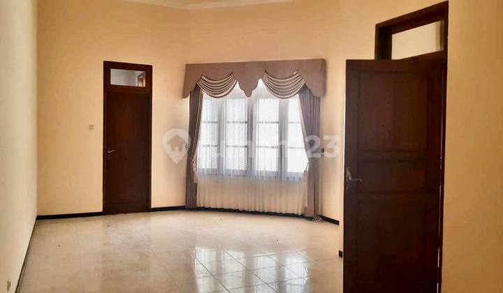 Dijual Rumah Siap Huni Dan Strategis, Bunga-bunga, Soekarno Hatta 2