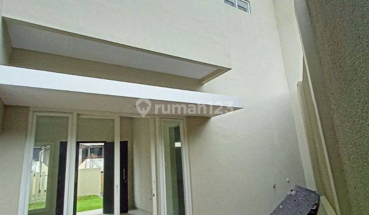 Rumah Baru Cantik 2 Lantai, Siap Huni, Daerah Langsep, Malang 2