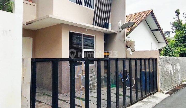 Rumah Minimalis 3 Lantai Siap Huni Harga Terbaik Tebet, Shm 1