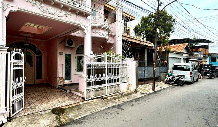 Rumah Modern Bagus Tanah Luas 176 M² Shm Akses Lebar 1