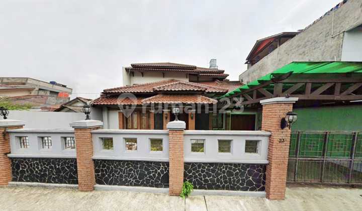 Rumah Mewah + Kolam Renang 13 Jt-an/meter Semi Villa Tengah Kota 2
