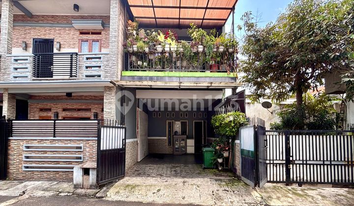 TEBET - AKSES 2 MOBIL, RUMAH SIAP HUNI