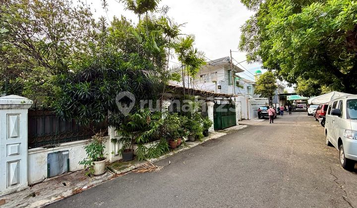 Semi Komplek - Akses 2 Mobil Tebet Timur ( LT 224 M2 )