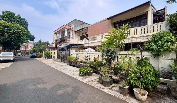 Best Location Tebet Barat! Akses 3 Mobil, Dekat Eco Park 2