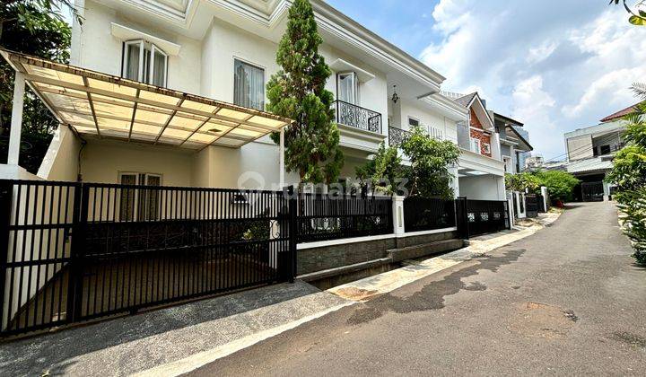 Rumah Dalam Komplek Premium Tebet, Akses Jalan Lebar 1