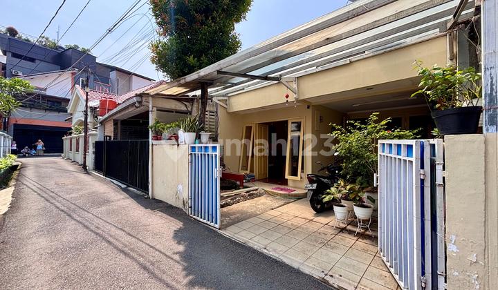 CUMA 2 M AN ! RUMAH SIAP HUNI DI TEBET BARAT