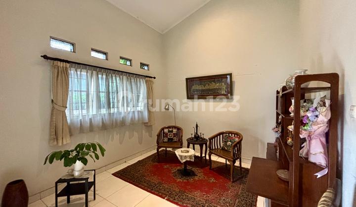 TEBET BARAT - RUMAH SIAP HUNI 178 M2 AKSES MUDAH 2